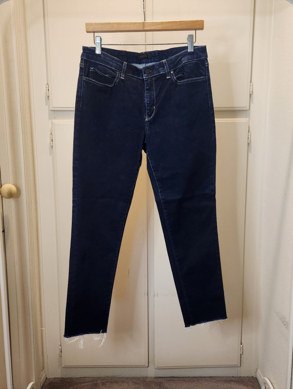 Uniqlo blue denim distressed jeans
